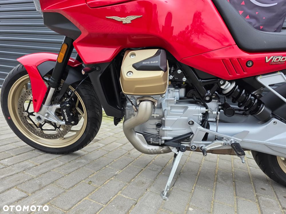 Moto Guzzi V100 Mandello - 12