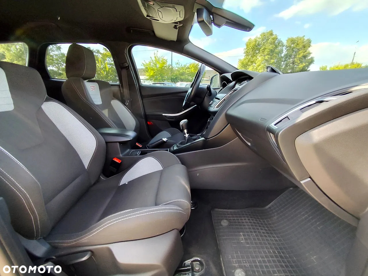Ford Focus 2.0 TDCi ST - 10