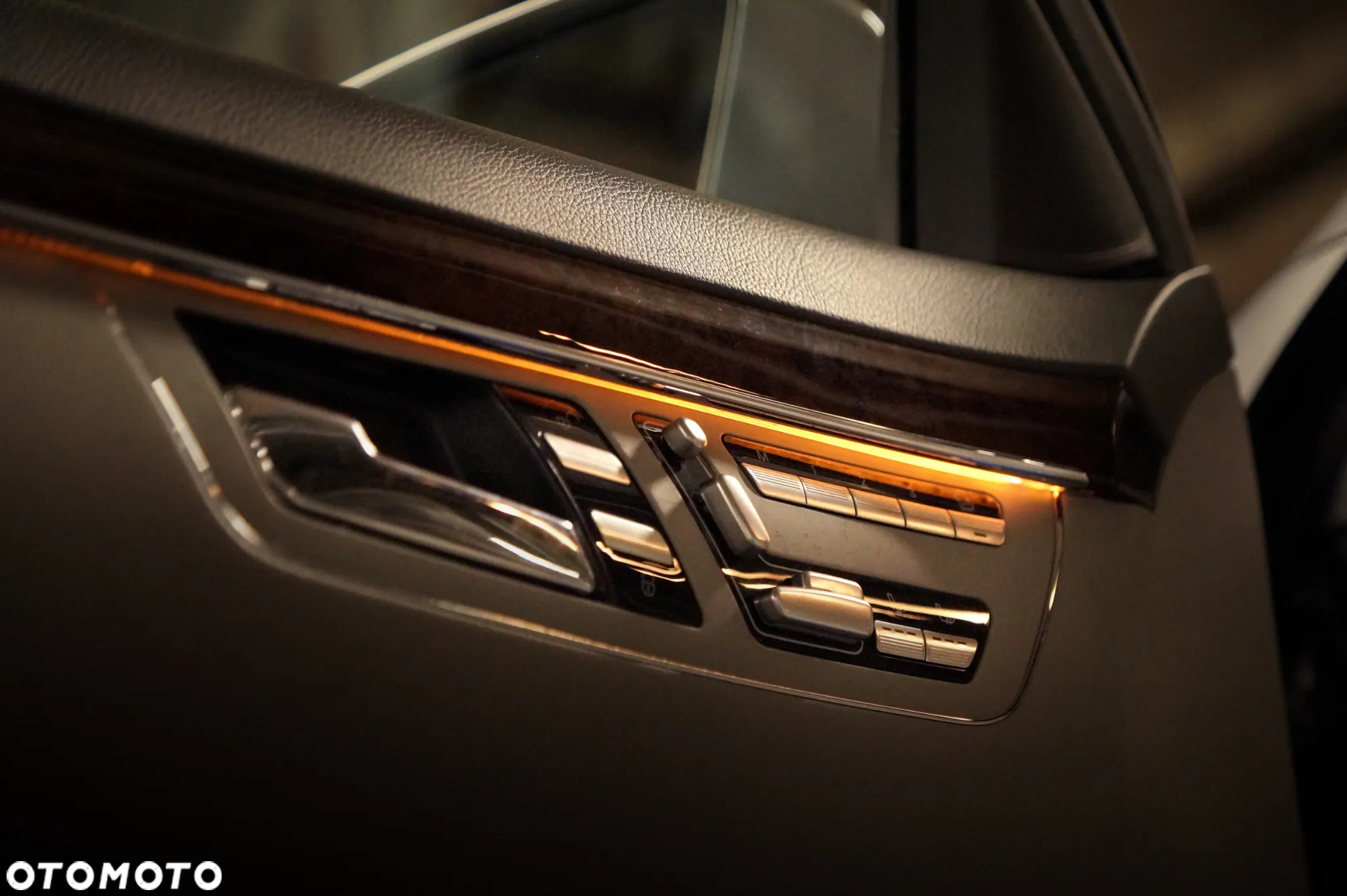 Mercedes-Benz Klasa S 500 L BlueEFFICIENCY 7G-TRONIC - 26
