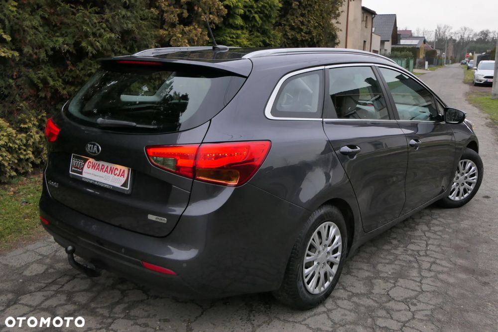 Kia Ceed 1.6 GDI Business Line - 9