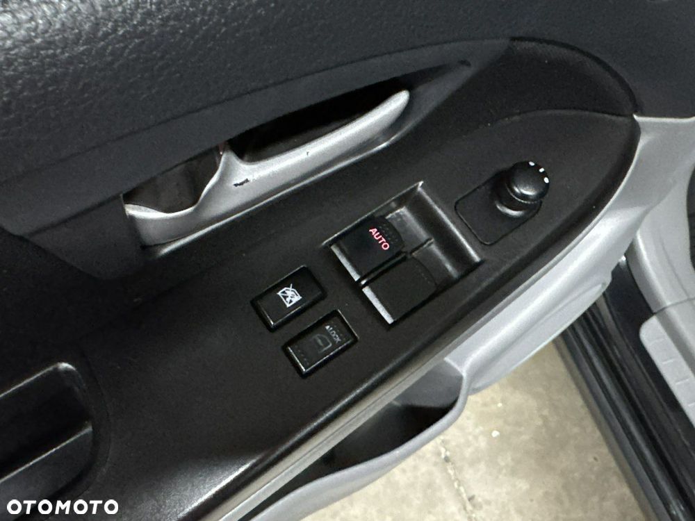 Suzuki SX4 - 30