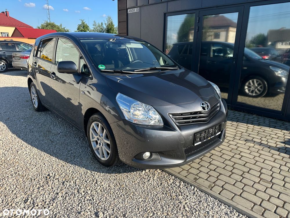 Toyota Verso 1.8 5-Sitzer Skyview Edition - 1