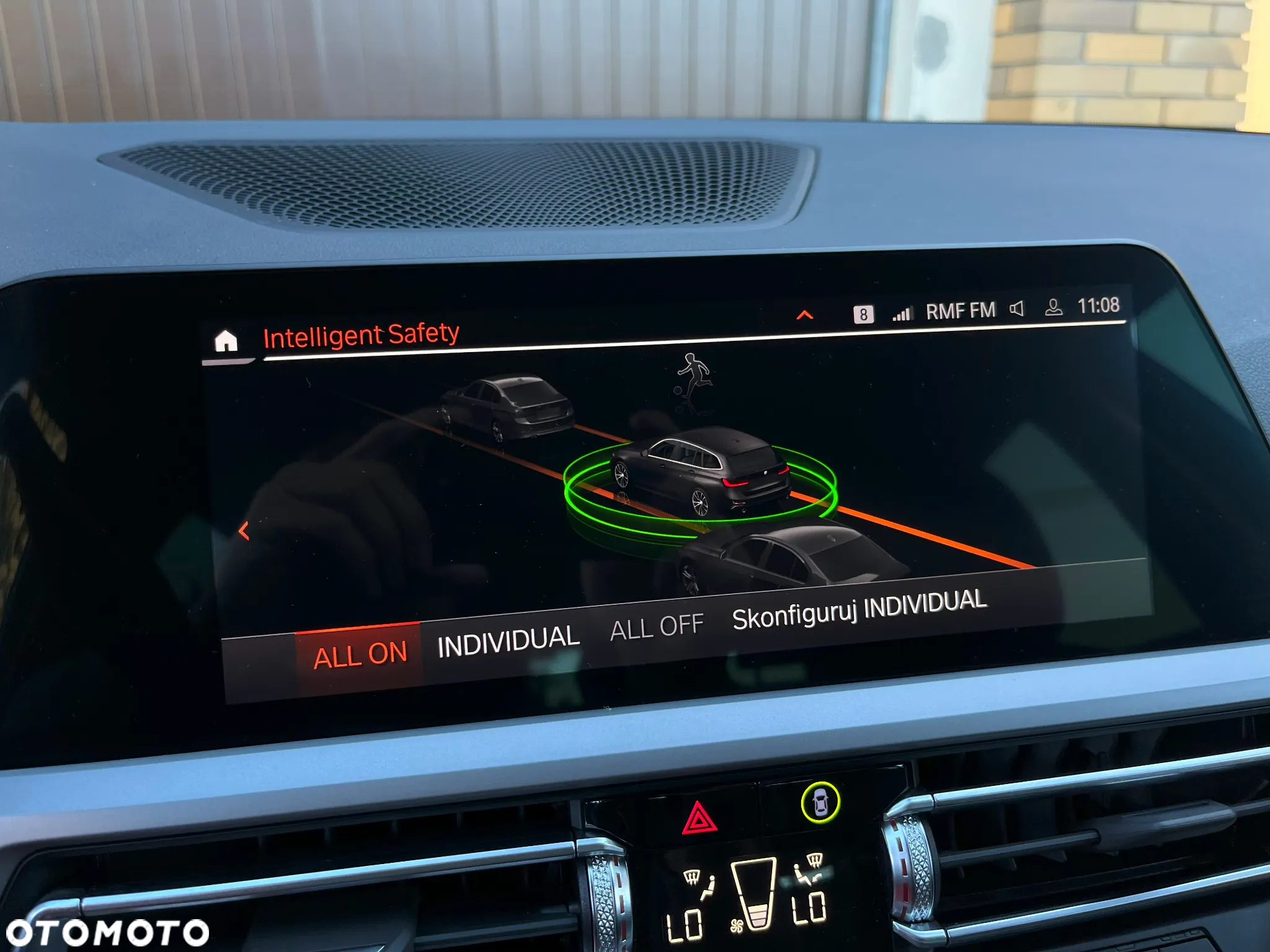 BMW Seria 3 320d xDrive - 28
