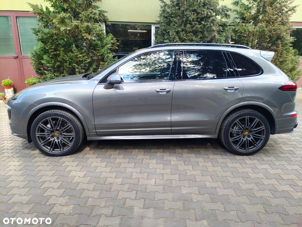 Porsche Cayenne S Diesel - 2