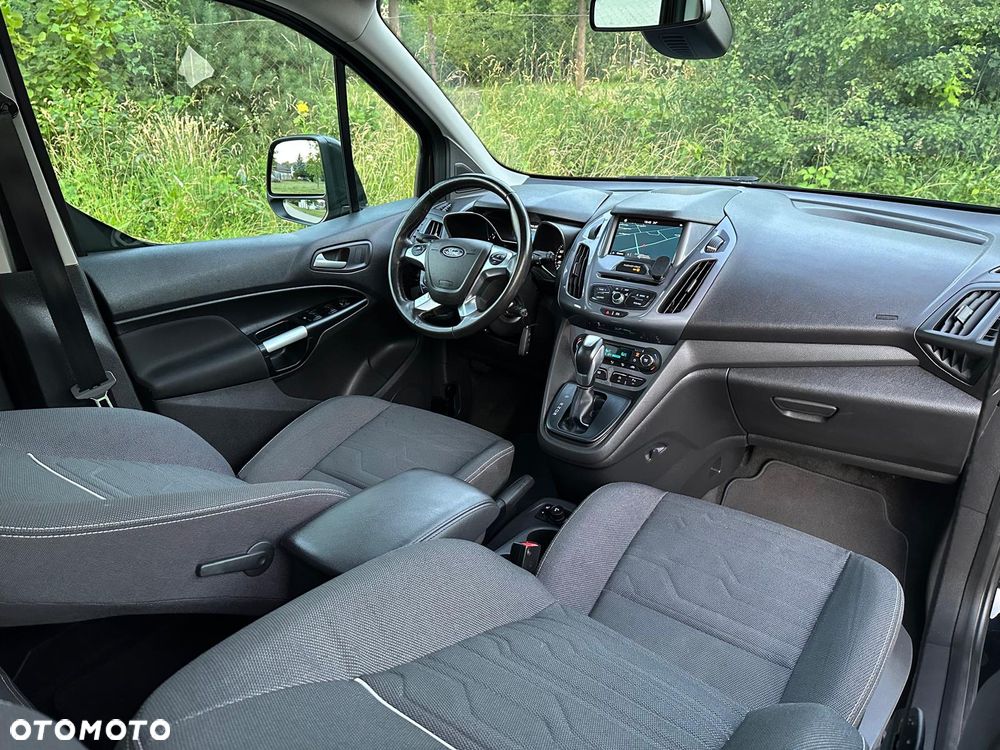Ford Tourneo Connect Grand - 17