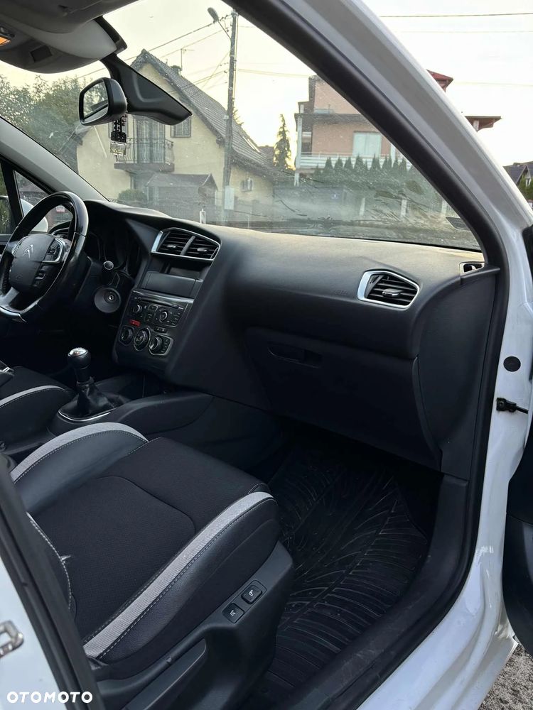 Citroën C4 1.6 HDi Seduction - 9