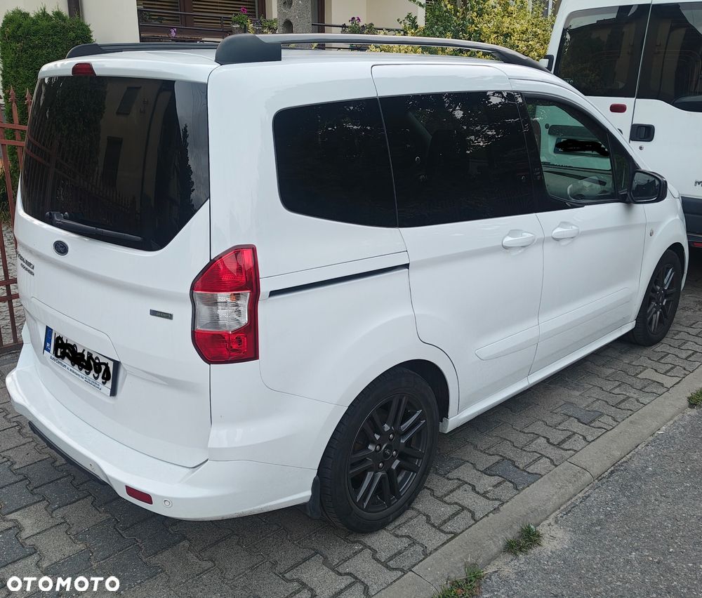 Ford Tourneo Courier 1.0 EcoBoost Sport - 6