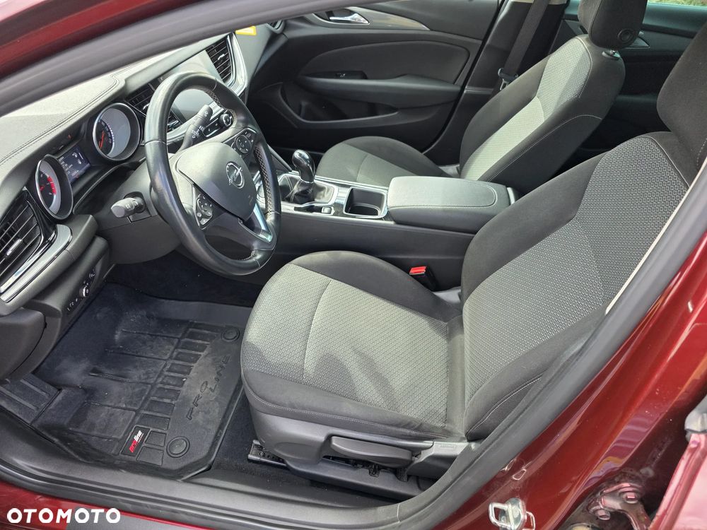 Opel Insignia 1.5 T Enjoy S&S - 25