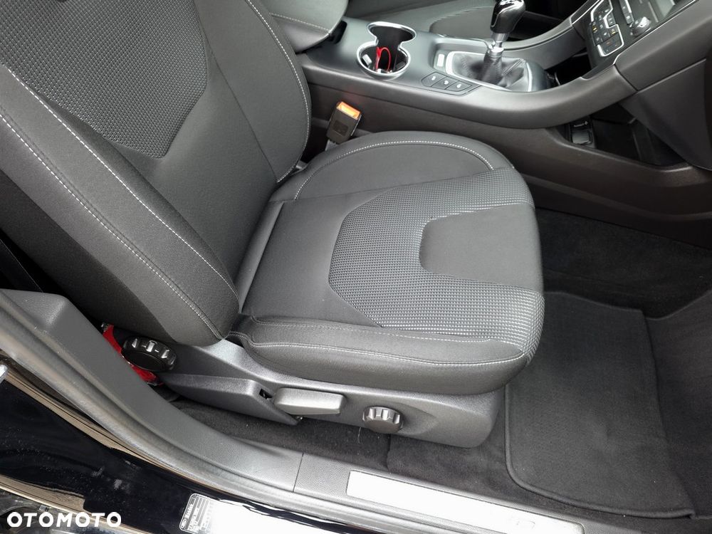 Ford Mondeo 2.0 TDCi Titanium - 12