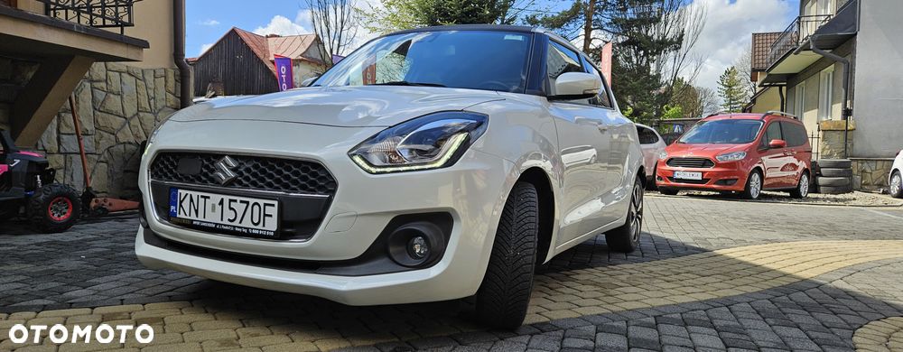 Suzuki Swift 1.2 SHVS Premium Plus - 17