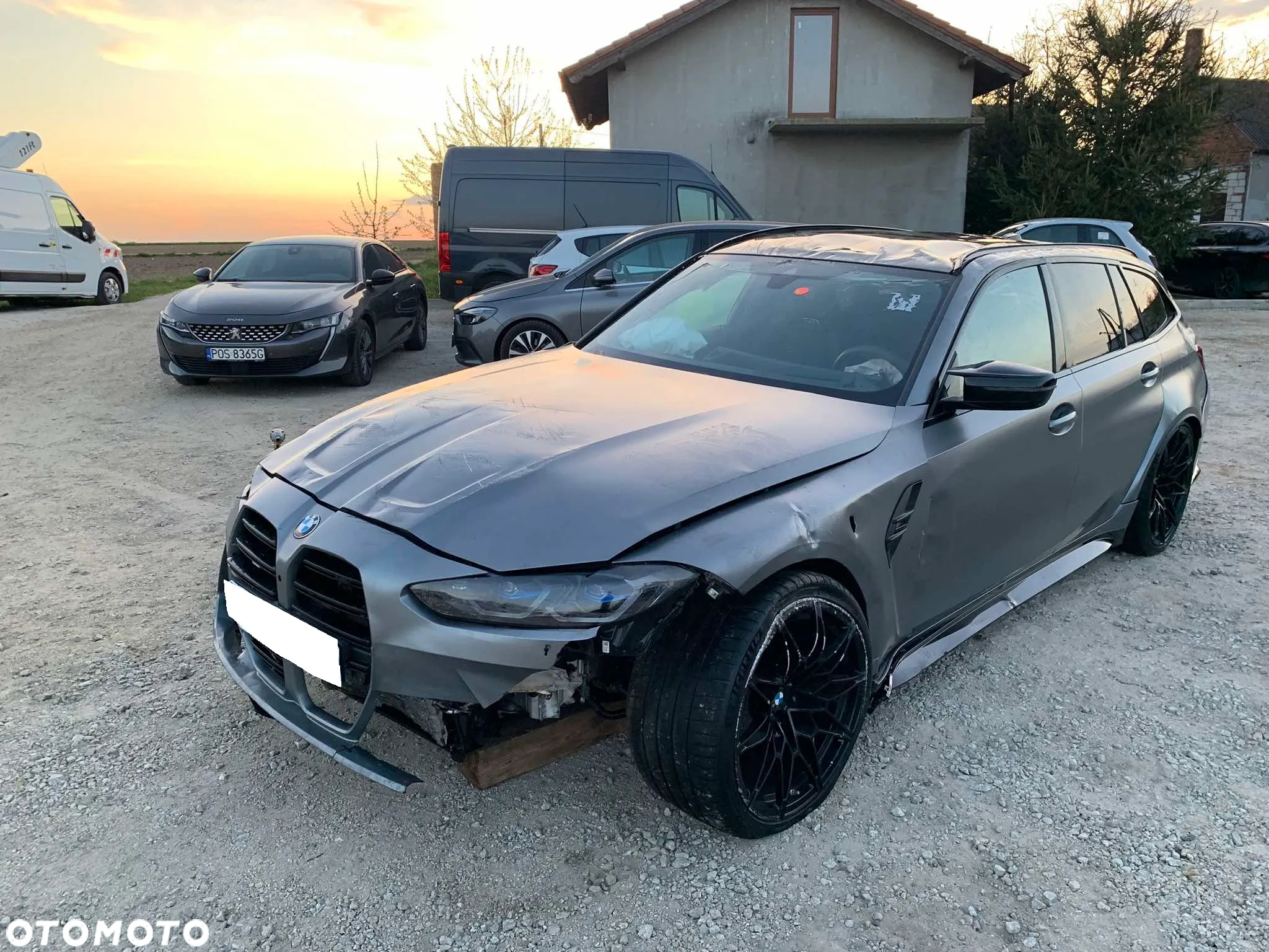 BMW M3 Competition Touring M xDrive - 4