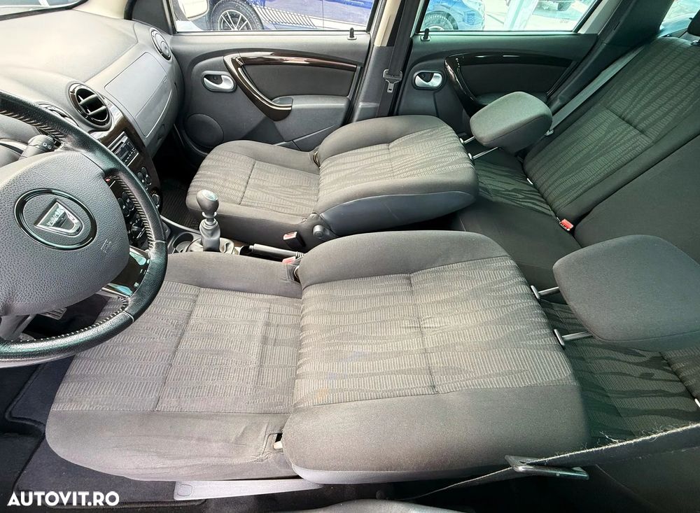 Dacia Duster dCi 110 FAP 4x4 Laureate - 17
