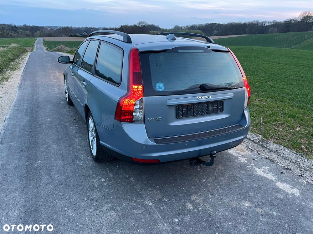 Volvo V50 - 25