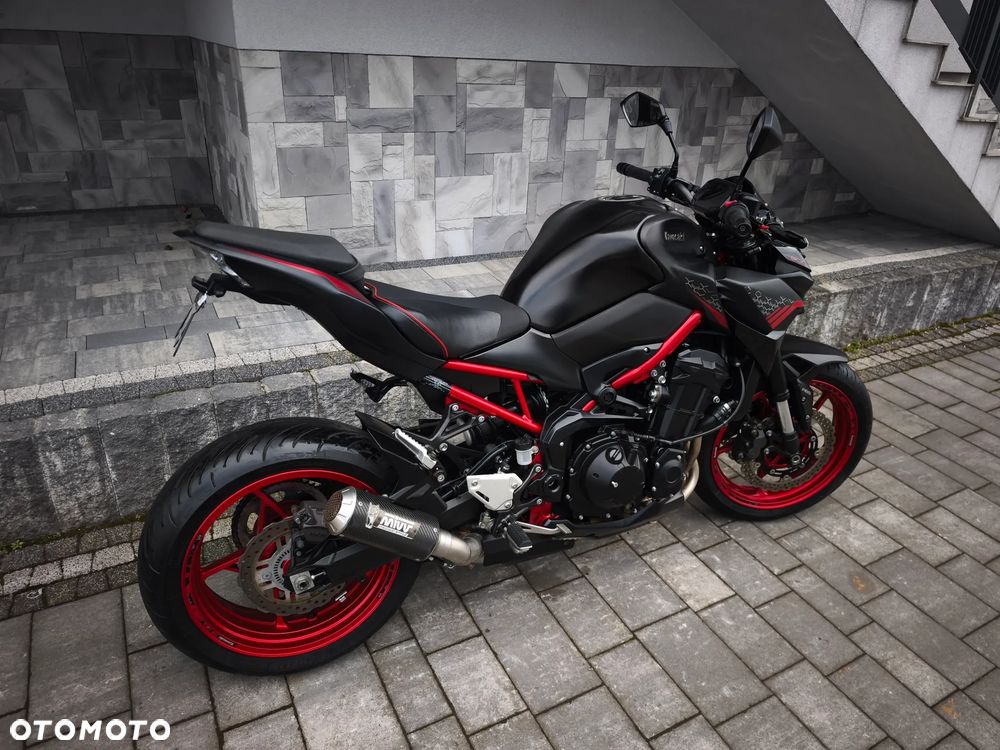 Kawasaki Z 900 - 8