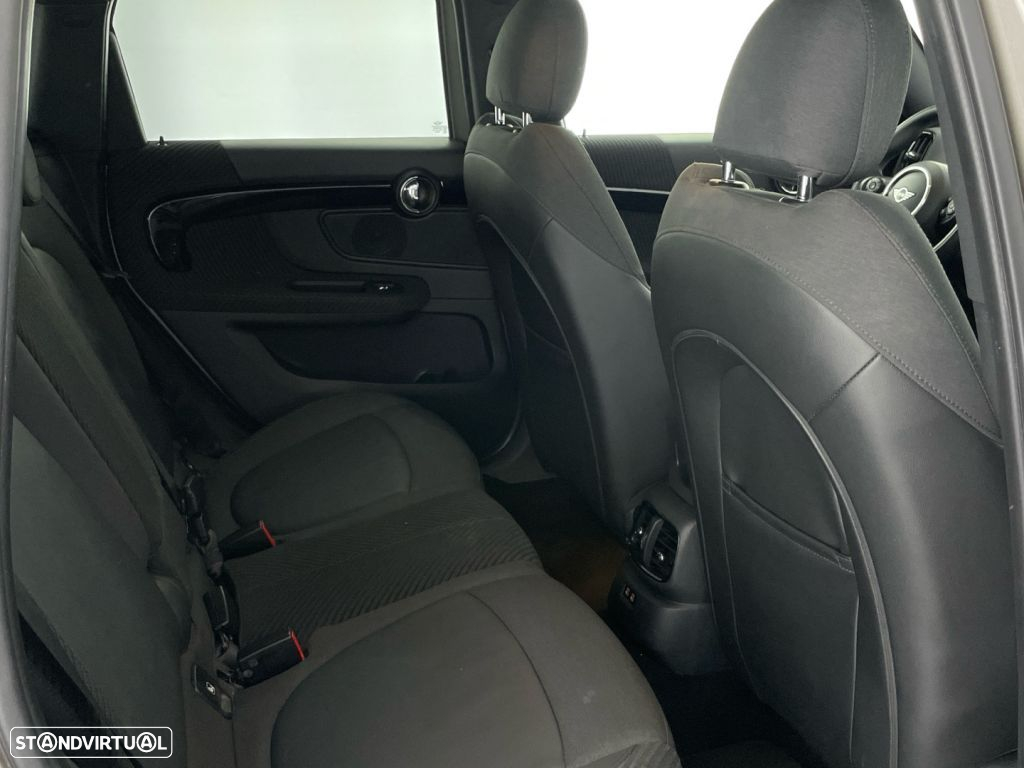 MINI Countryman - 25
