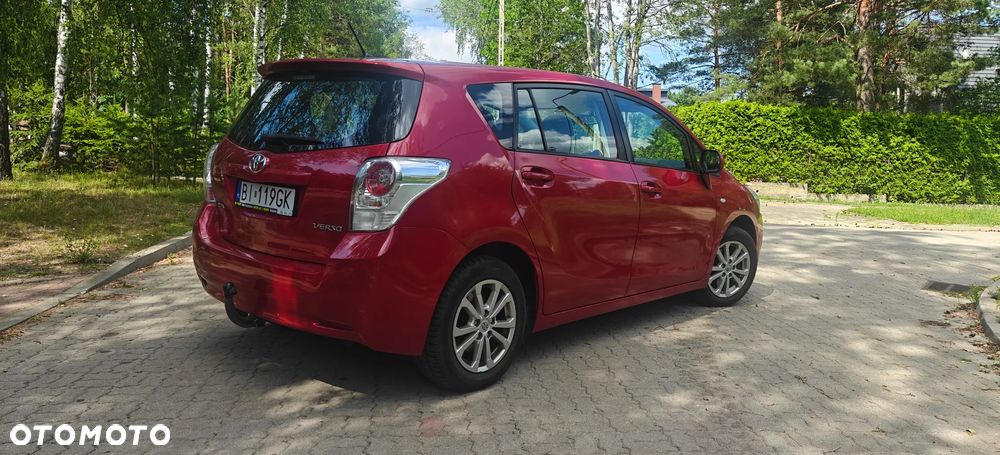 Toyota Verso 1.8 Premium EU5 - 8