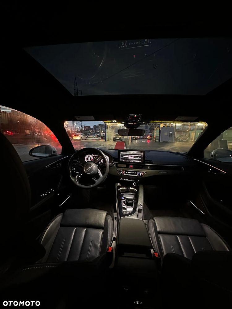 Audi A4 Limousine - 23