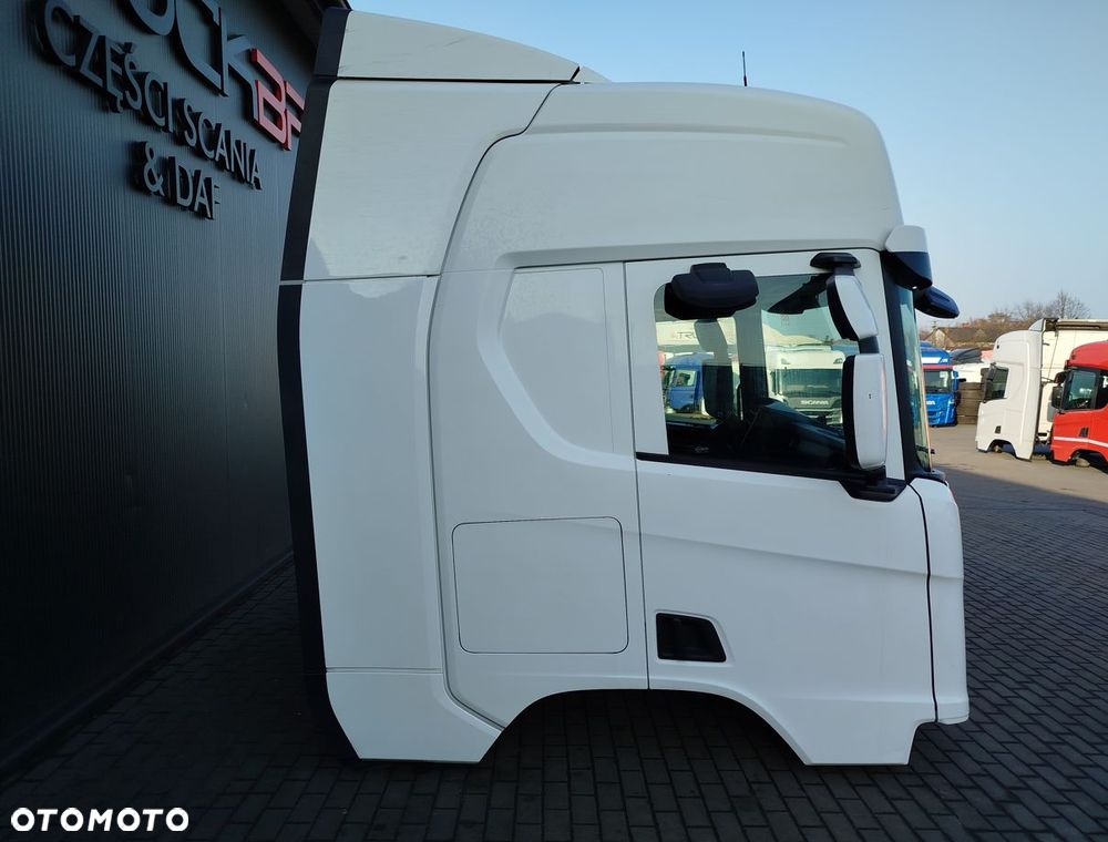 KABINA SCANIA R NTG - 3