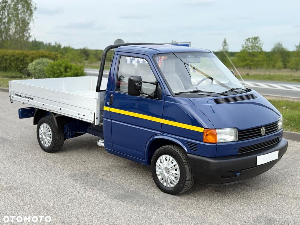 Volkswagen Transporter - 2