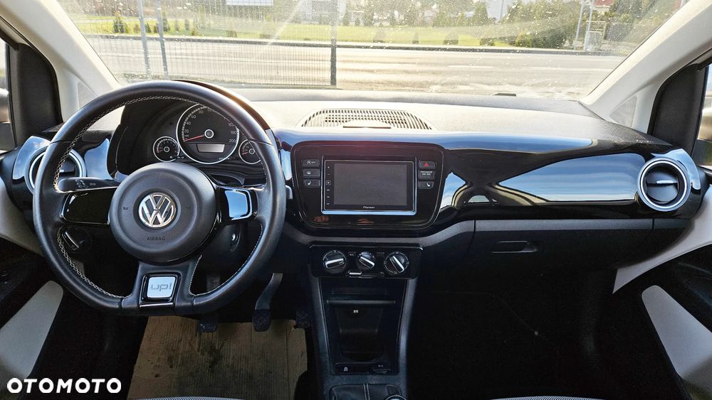 Volkswagen up! (BlueMotion Technology) high - 8