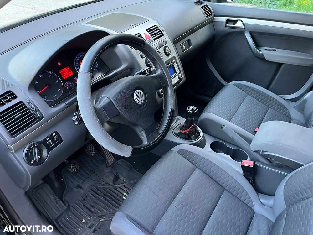 Volkswagen Touran 1.9 TDI DPF Trendline - 2