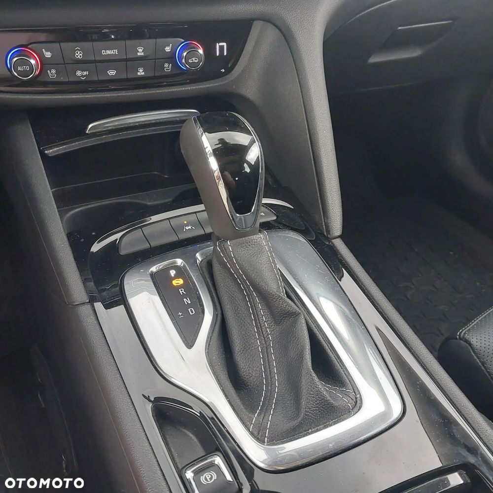 Opel Insignia 2.0 CDTI Executive - 22