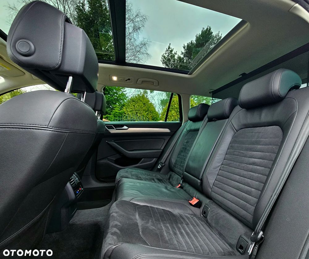 Volkswagen Passat 2.0 TDI (BlueMotion Technology) DSG Highline - 17