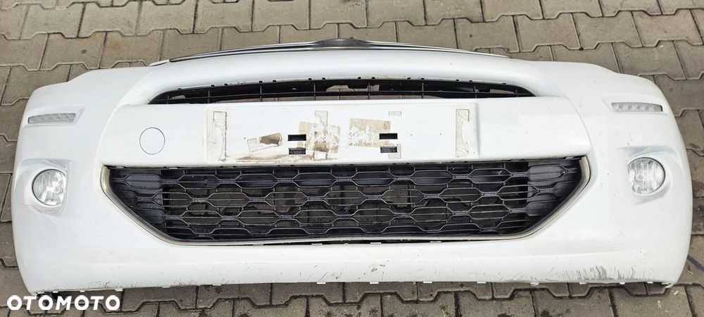 Citroen C3 II 2 zderzak  przód przedni - 1