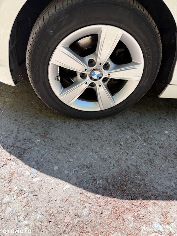 BMW Seria 1 - 15