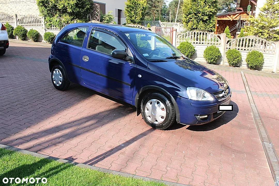 Opel Corsa 1.2 16V Cosmo - 2