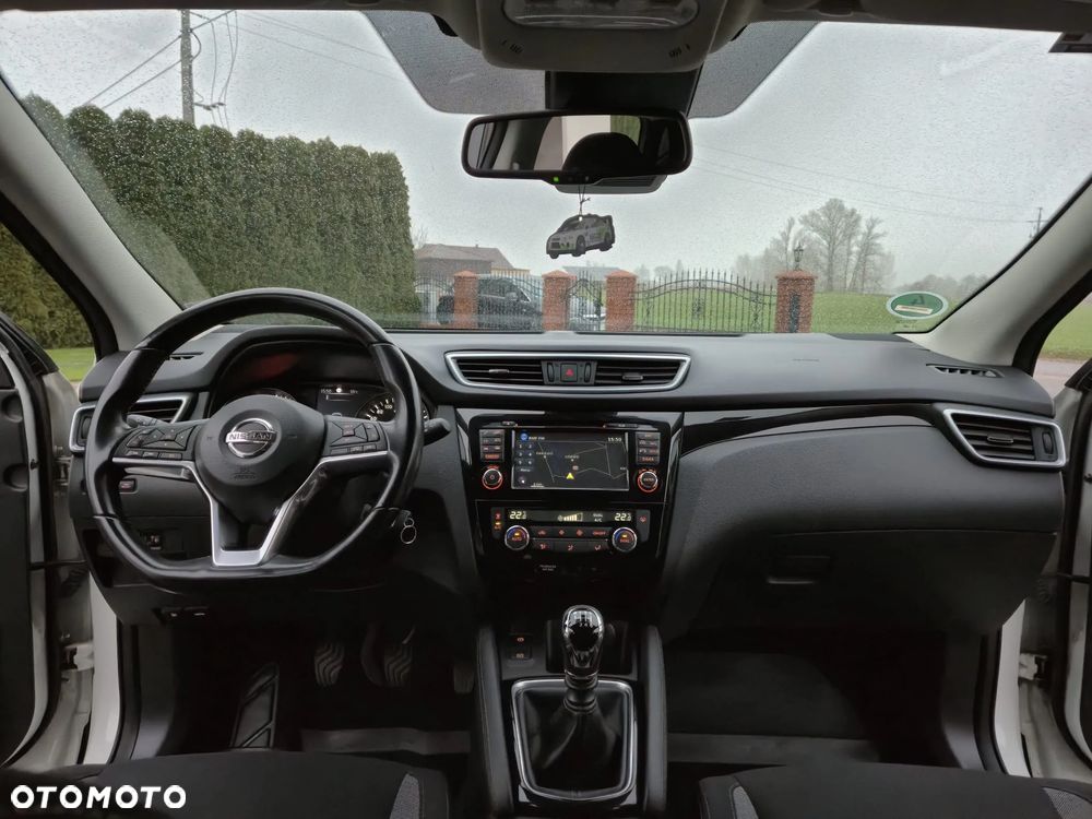 Nissan Qashqai 1.6 DIG-T ACENTA - 24