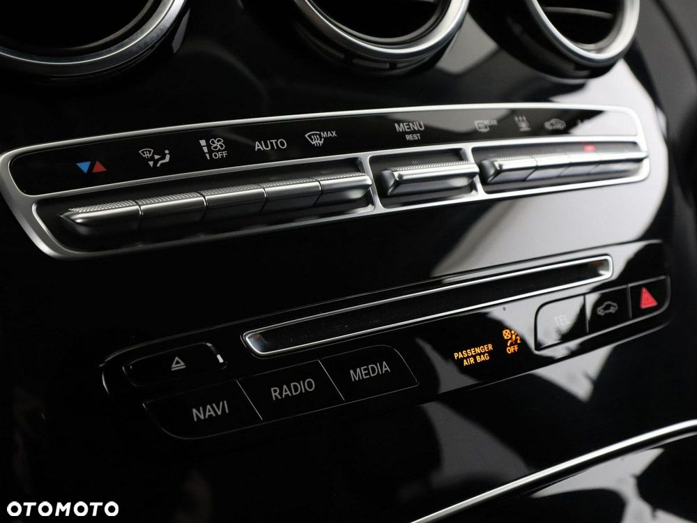 Mercedes-Benz Klasa C 200 9G-TRONIC Avantgarde - 28
