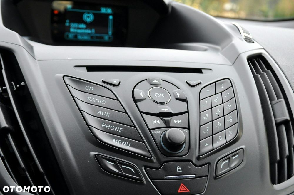Ford Kuga - 31
