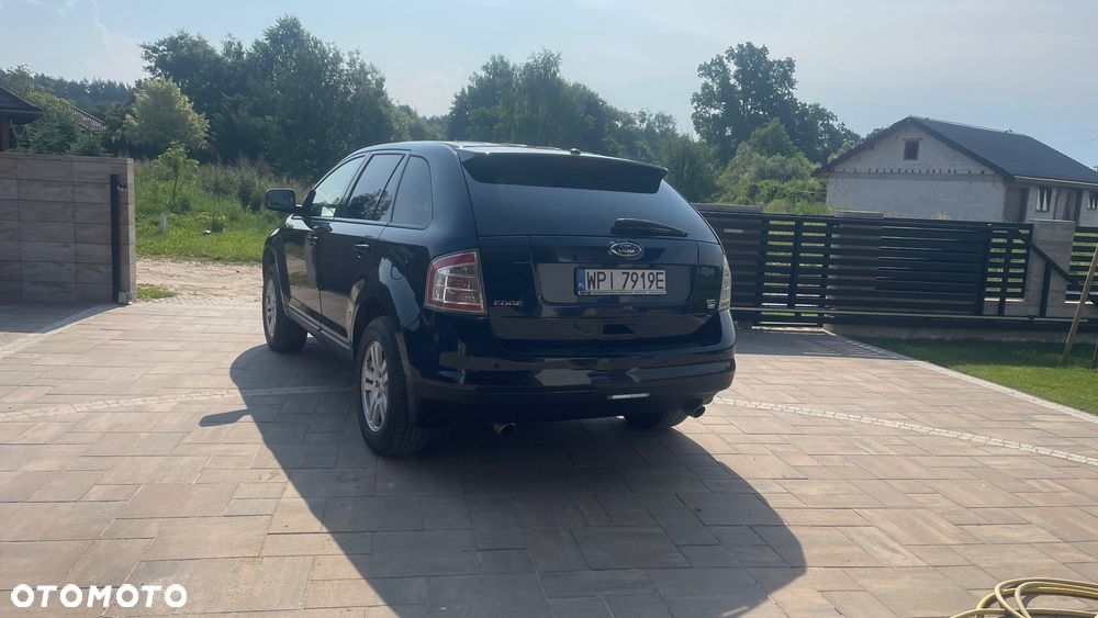 Ford Edge - 3