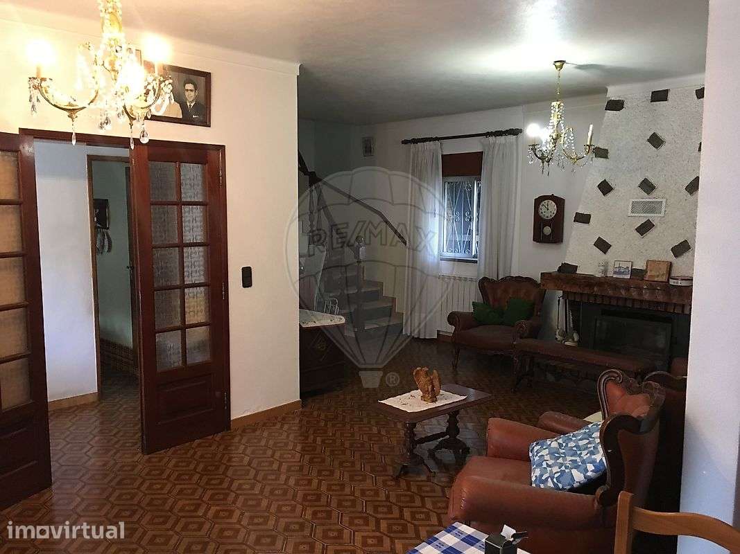 Moradia T4 para venda - Grande imagem: 2/23
