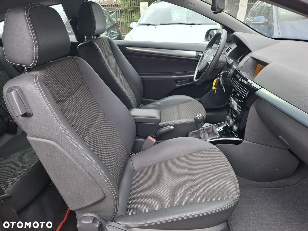 Opel Astra 1.8 Innovation - 17