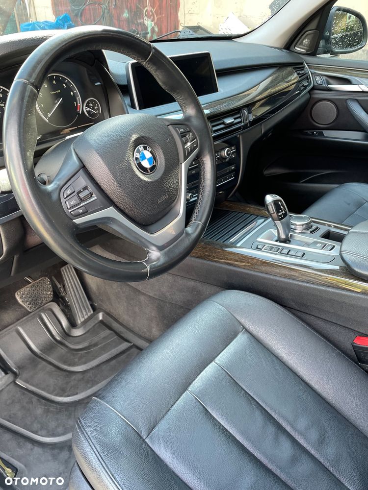 BMW X5 xDrive35i - 8