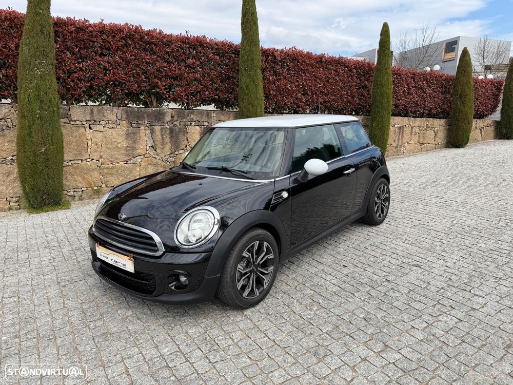 MINI 3 Portas Cooper D - 13