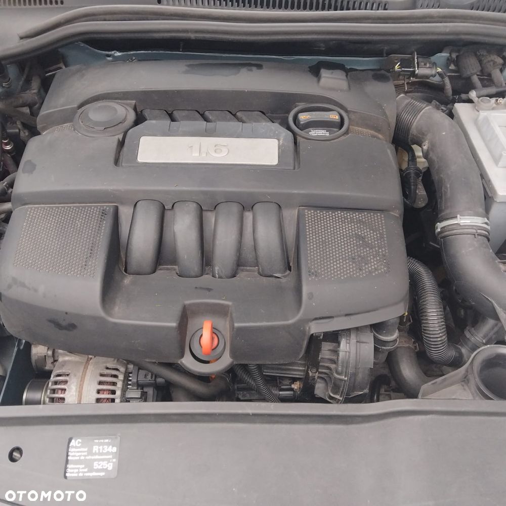 Volkswagen Golf 1.6 United - 21