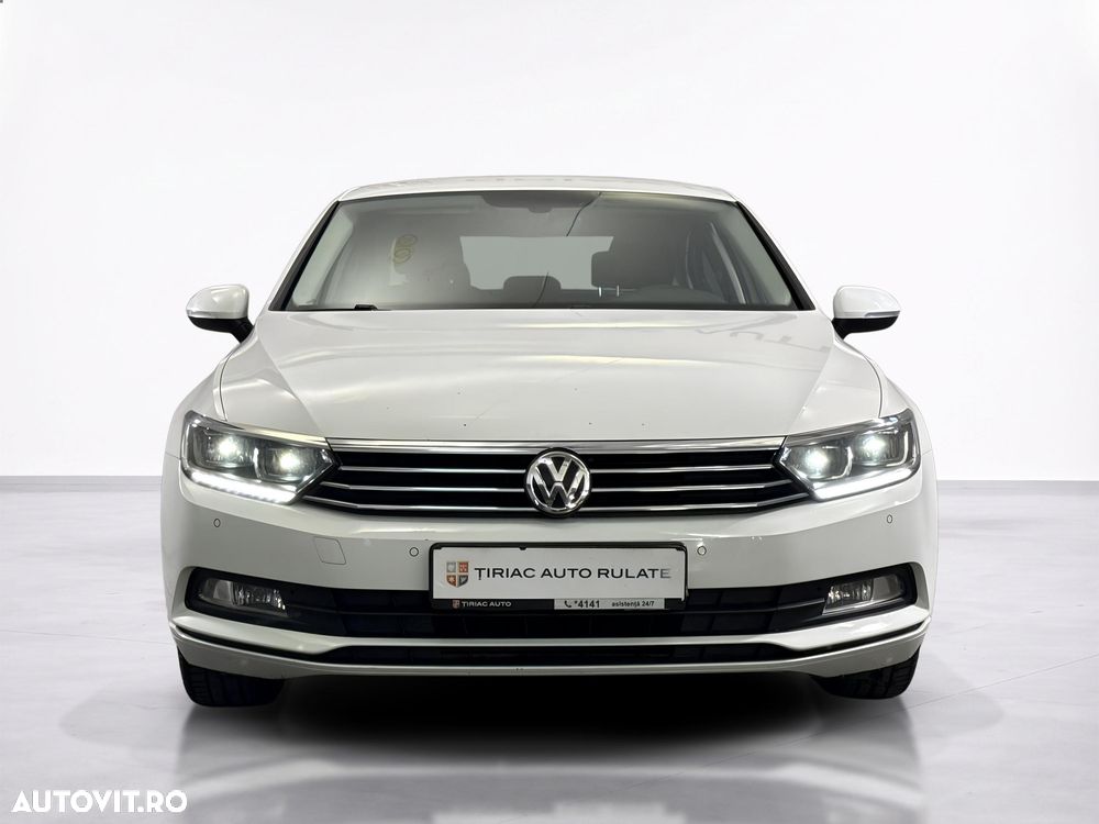 Volkswagen Passat - 9