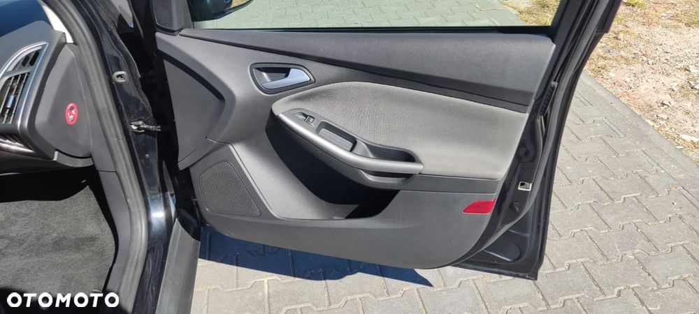Ford Focus 1.0 EcoBoost Start-Stopp-System Ambiente - 19