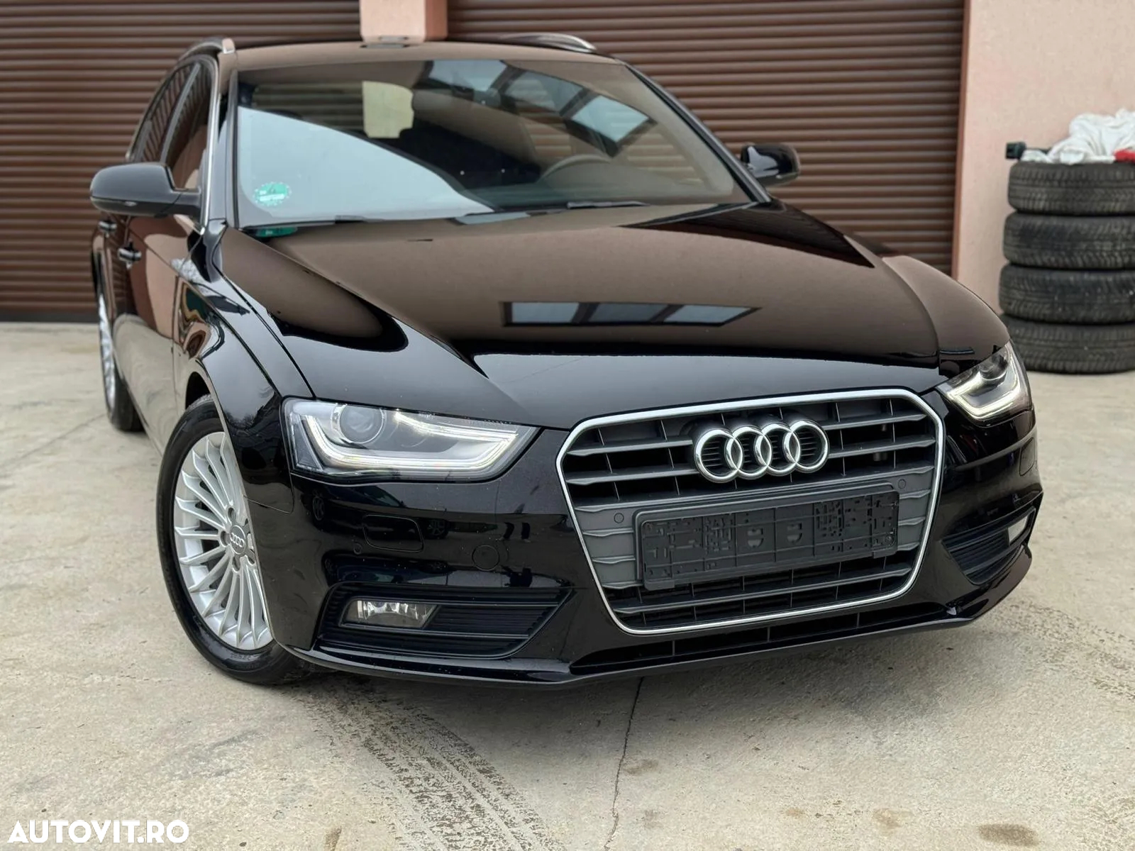Audi A4 Avant 2.0 TDI DPF multitronic S line Sportpaket - 2