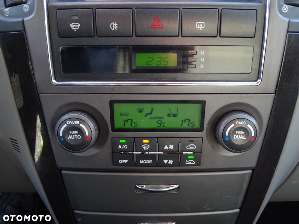 Kia Sorento 2.5 CRDi Expedition - 11