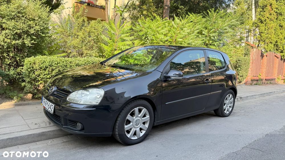 Volkswagen Golf 1.6 FSI Comfortline - 1