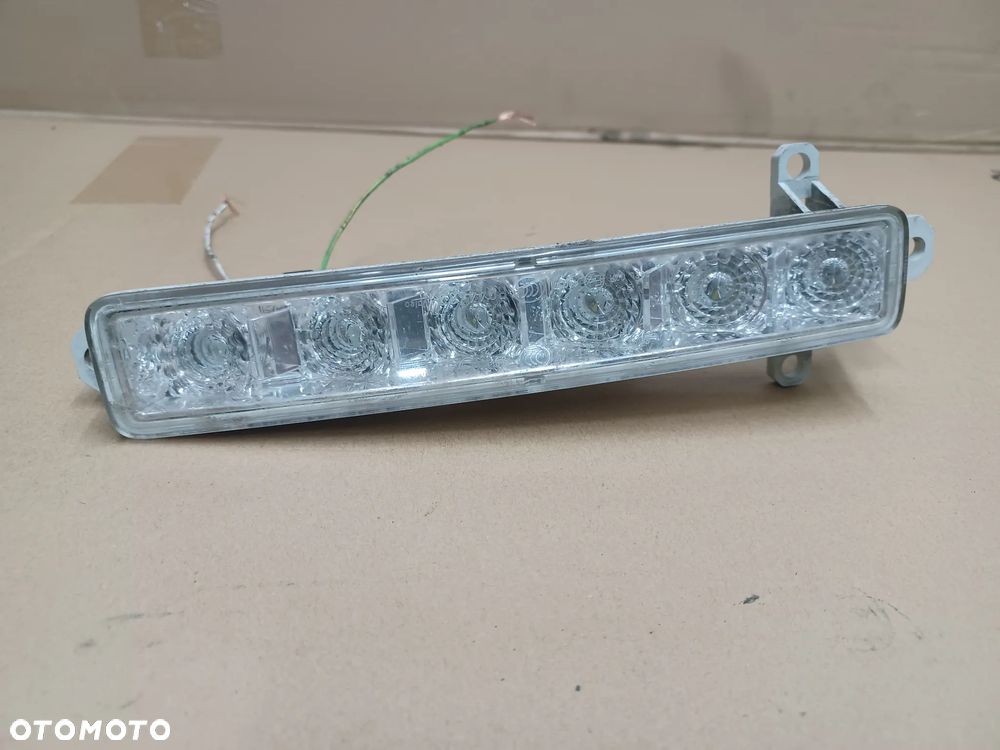 LAMPA LED PRAWA DRL CITROEN C3 9677409380 - 1
