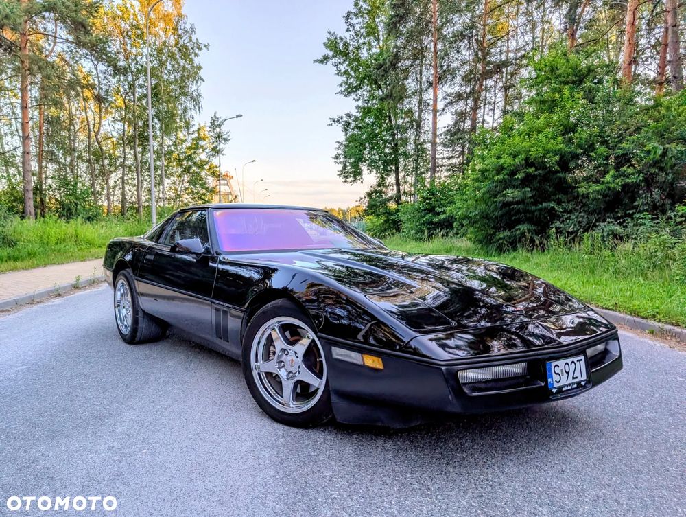 Chevrolet Corvette - 1