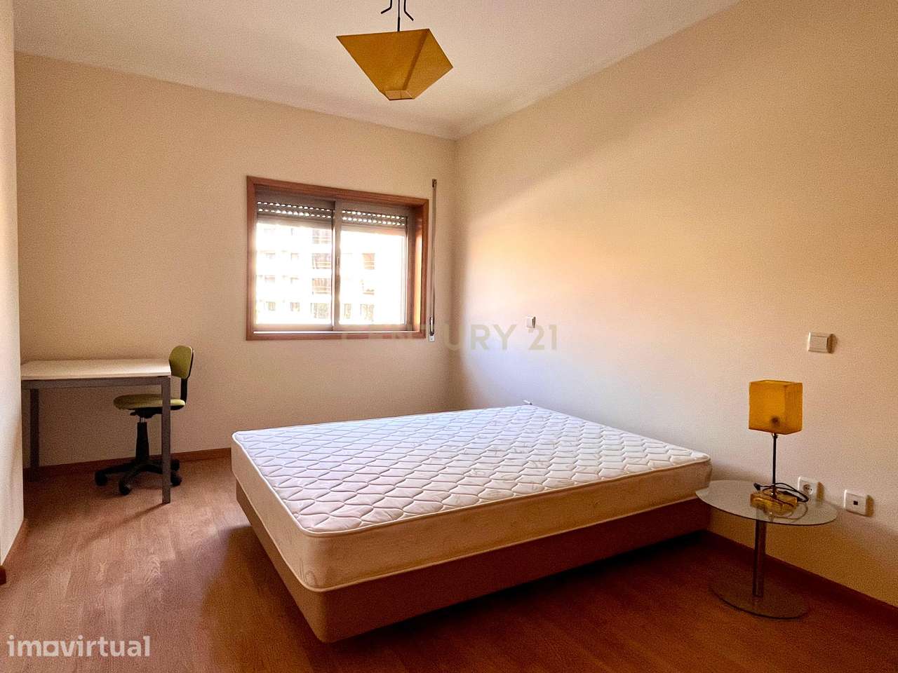 T2 em Matosinhos com lugar de garagem e arrumos - Grande imagem: 3/24