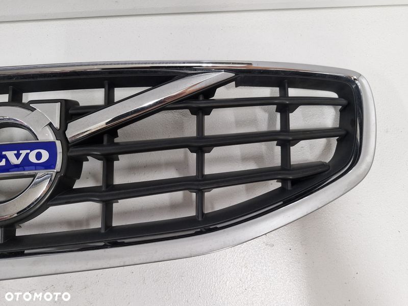 VOLVO S60 2 II GRILL ATRAPA ZDERZAKA PRZÓD PRZEDNIA 30795040 - 3
