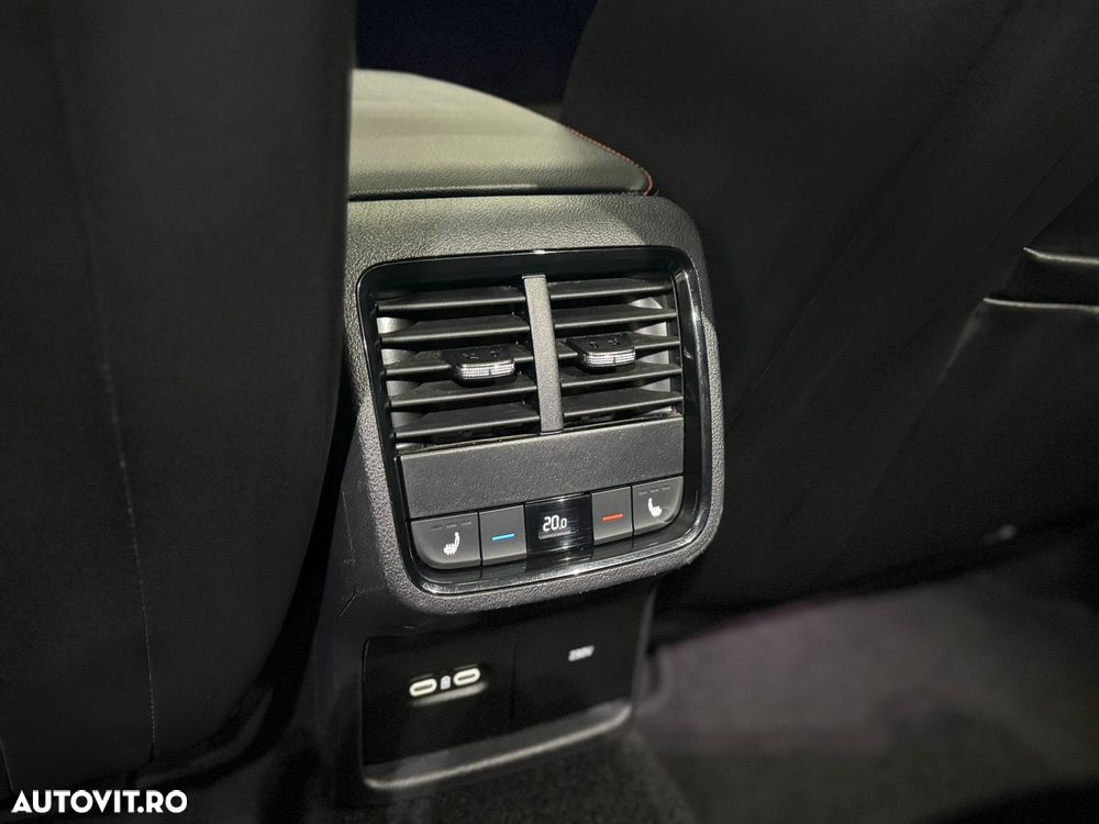 Skoda Octavia 2.0 TDI DSG RS - 15