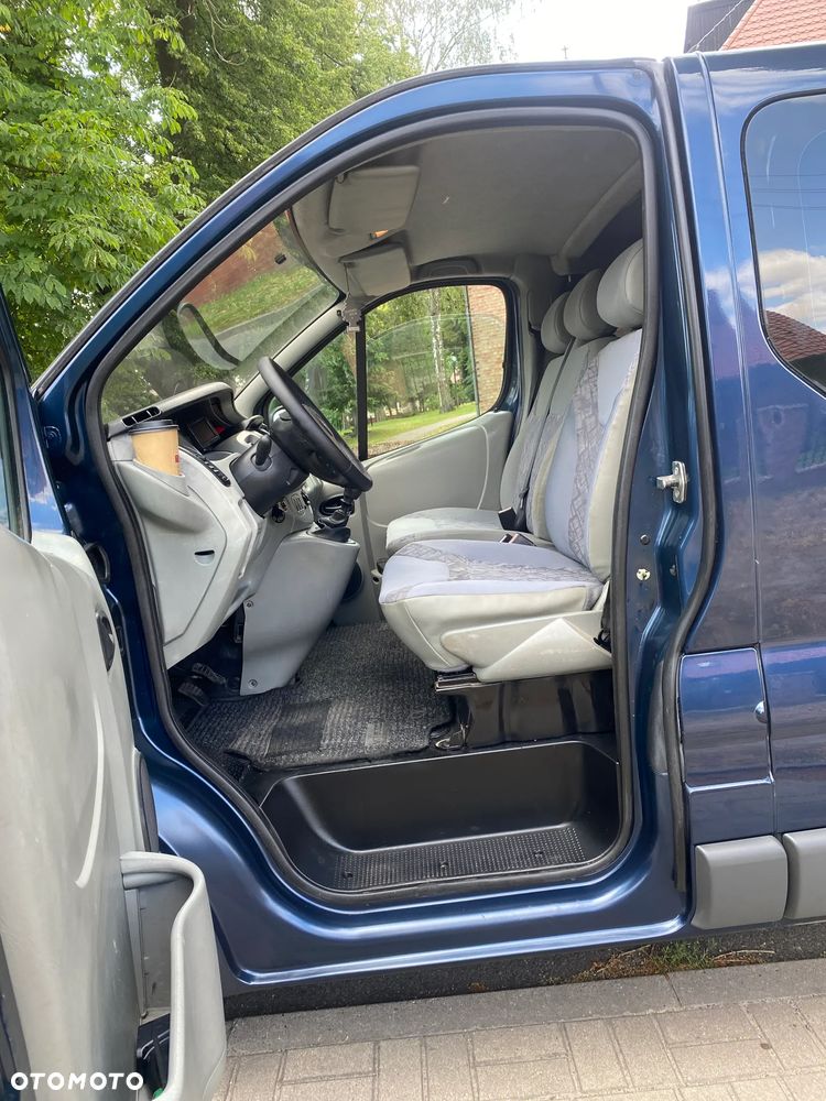Opel Vivaro - 18